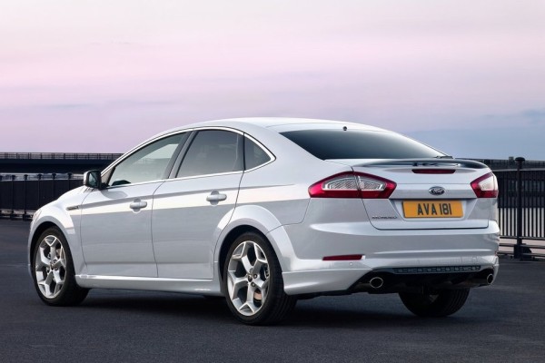 Ford-Mondeo_2011_1024x768_wallpaper_0a