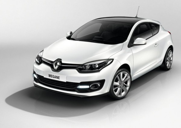 Renault-Megane_2014_1024x768_wallpaper_02