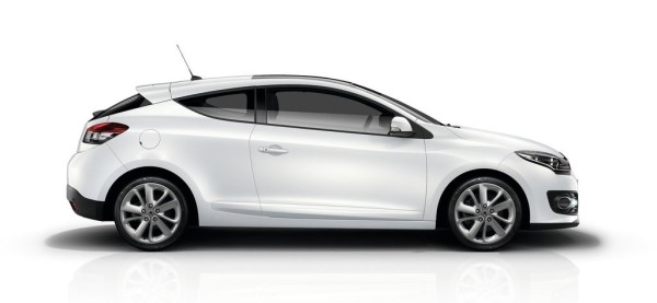 Renault-Megane_2014_1024x768_wallpaper_06