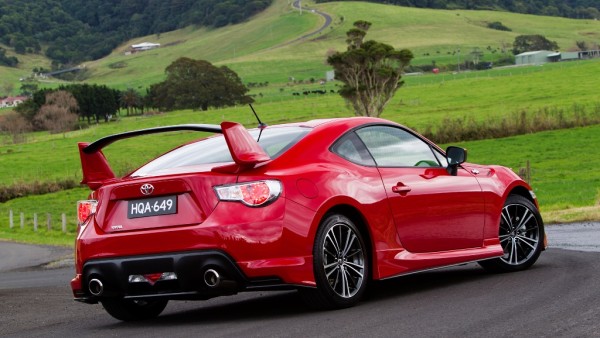 ToyotaOffersAeroKitFornew86GTS2