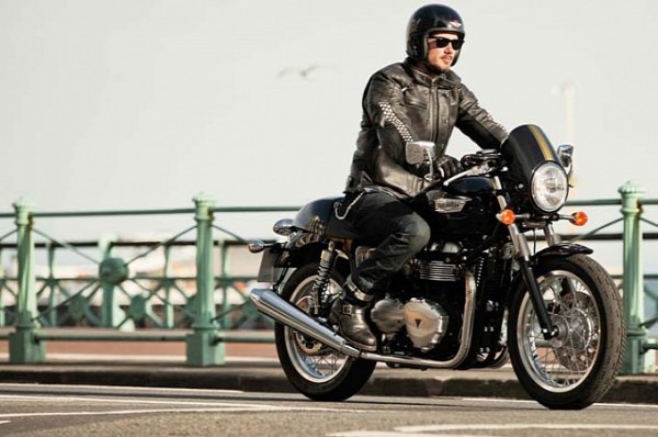 triumph-thruxton2