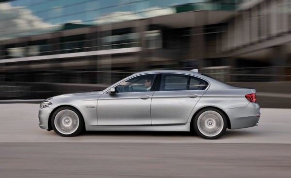 BMW-5-Series_2014_1024x768_wallpaper_25