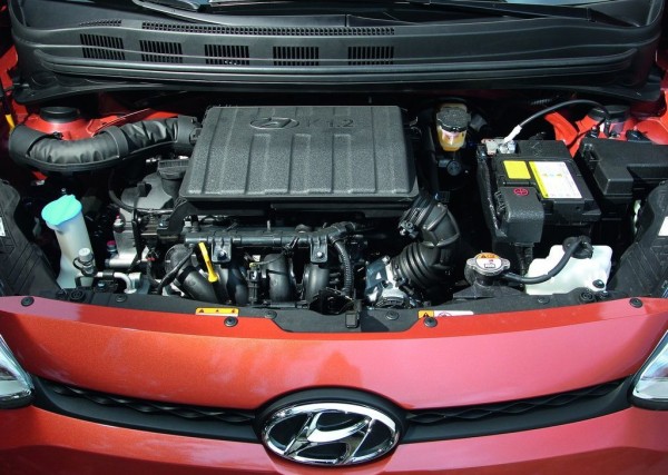 Hyundai-i10_2014_1024x768_wallpaper_8e