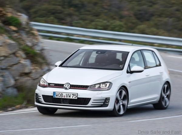 Volkswagen-Golf_GTI_2014