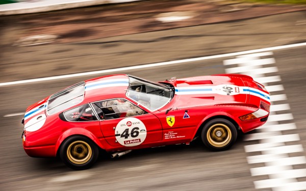 Le-Mans-Classic-2012-Ferrari-365-GTB-4-Gr
