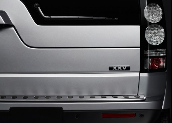 land_rover_discovery_xxv_7_1024x768