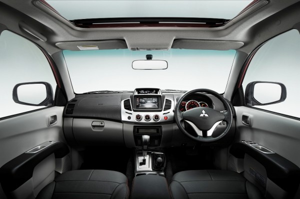 Mitsubishi VGT Dashboard