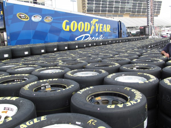 goodyear-tires-LN