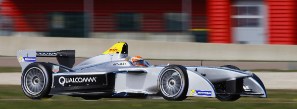 jarno_trulli_beside_the_formula_e_car1