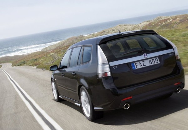 Saab-9-3_SportCombi_11