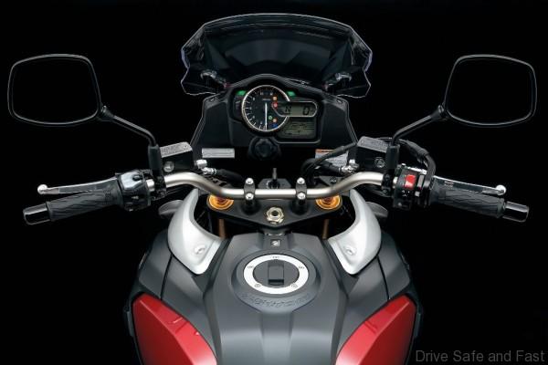 Suzuki V_Storm4