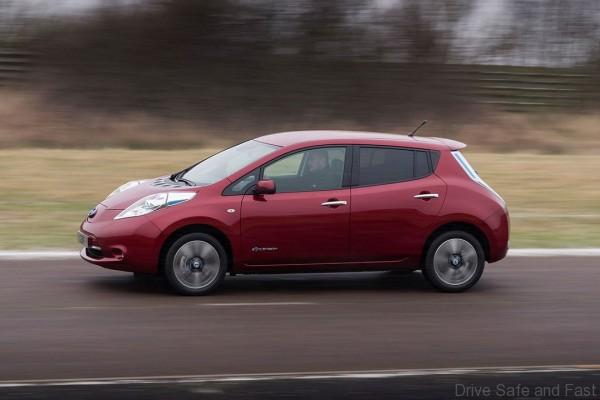 nissan_leaf_2014f