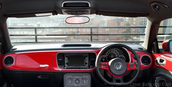 Volkswagen-Beetle_4