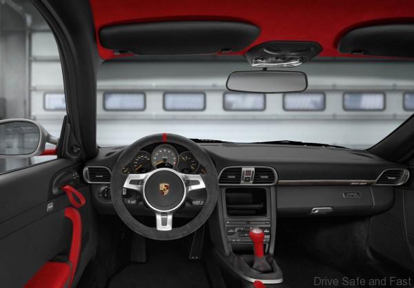 porsche-911-gt3-rs-40-3