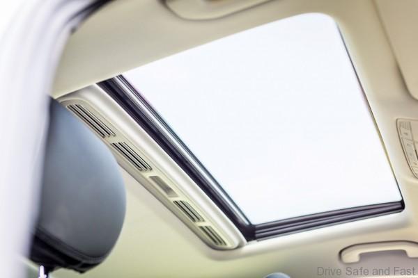 Mercedes-Benz C 250 EXCLUSIVE (16)