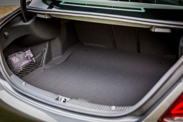 Mercedes-Benz C 250 EXCLUSIVE (29)