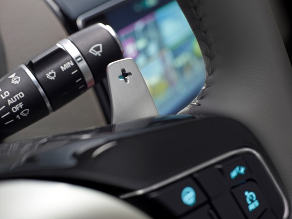 JAGUAR_XE_PORTFOLIO_DETAIL_02