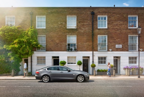 JAGUAR_XE_PORTFOLIO_LONDON_04
