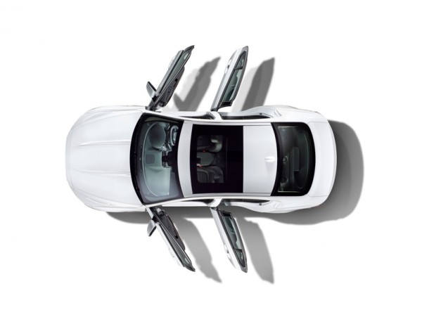 JAGUAR_XE_PRESTIGE_01.1