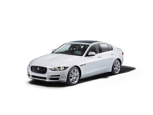 JAGUAR_XE_PRESTIGE_04.1