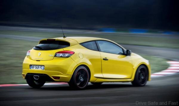 Renault-Megane-RS-275-Trophy1