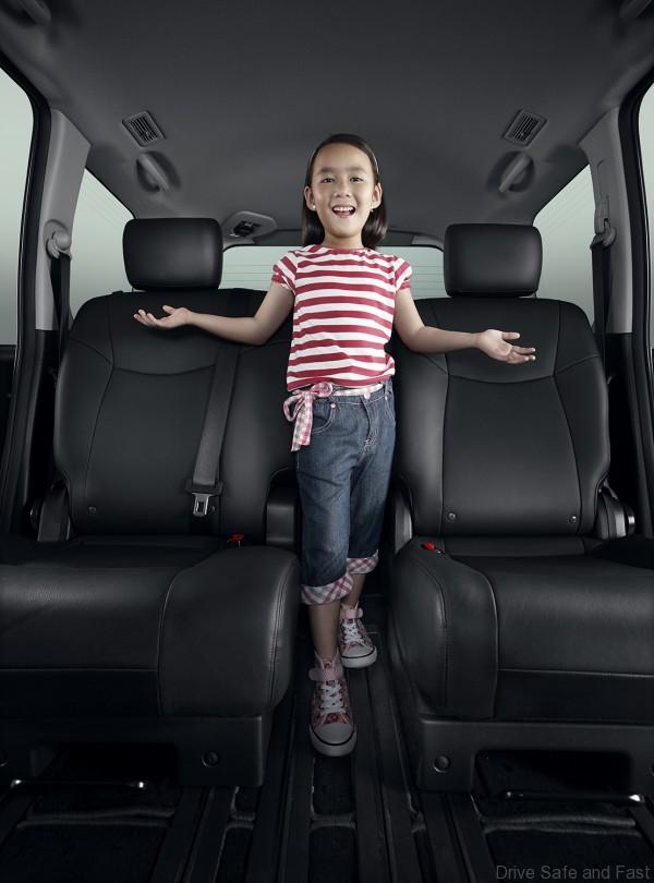 07 SSH_Interior_Twin Seat