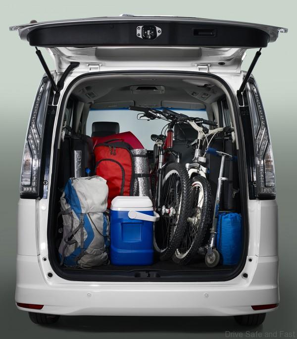 10 SSH_Interio_AmplCargo Room