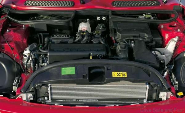 Mini-Cooper_2004