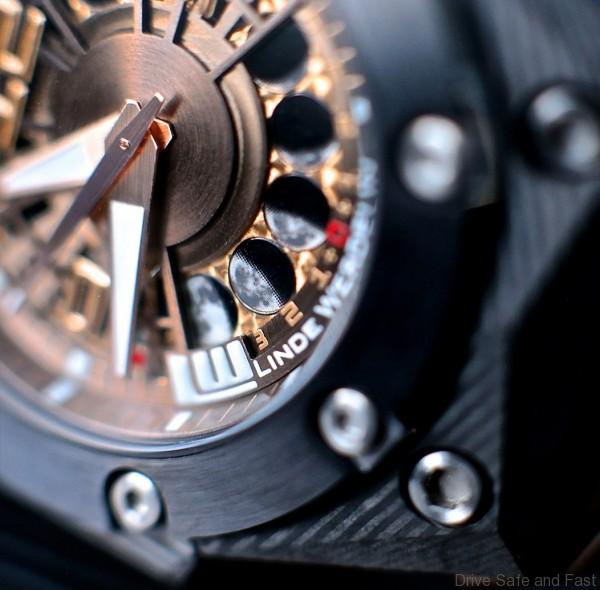 Linde Werdelin Oktopus Carbon Moon3