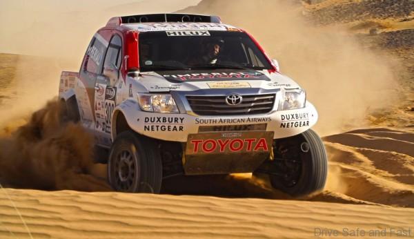 Toyota Hilux race1