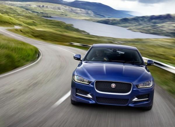 jaguar_xe_1
