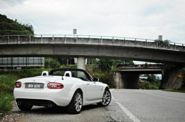 774671_10151642170729348_1546297638_o