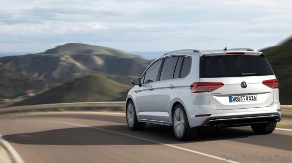VW_Touran_RLine_02