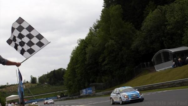 1392667-29849935-1600-900 (1)