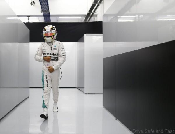 Mercedes F1 Amg Petronas Bahrain (1)