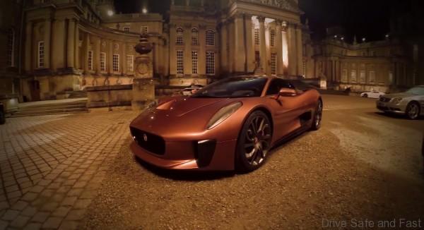 James Bond Jaguar