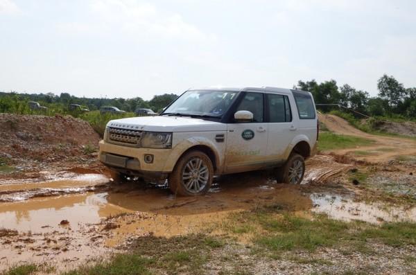 Land-Rover-Experience-05