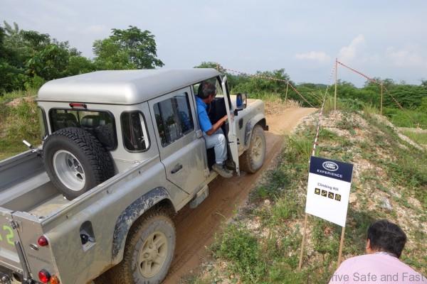 Land-Rover-Experience-08