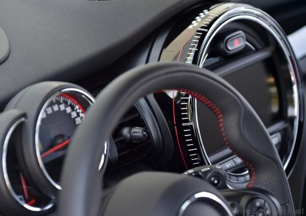 Mini-John_Cooper_Works_2015_1280x960_wallpaper_90