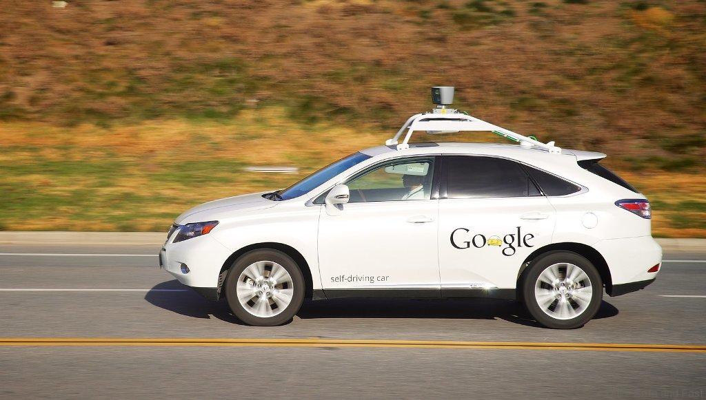 Google Pushes Ahead With SelfDriving Cars Tests