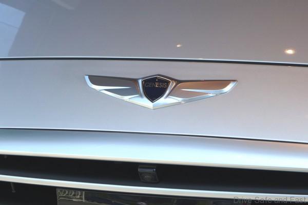 Hyundai-Genesis-02