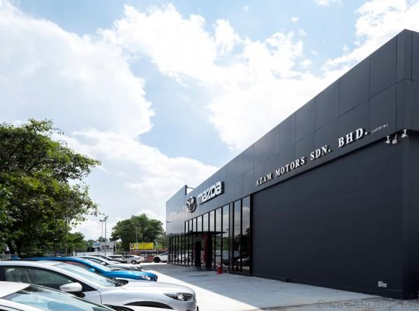 Mazda-Azam-08