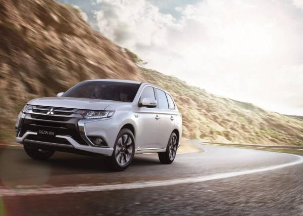 Mitsubishi Outlander PHEV - 1