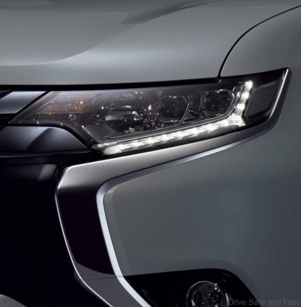 Mitsubishi Outlander PHEV - 2