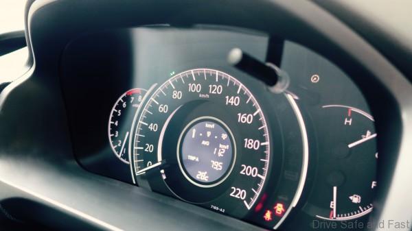 Honda CR-V Interior Speedo