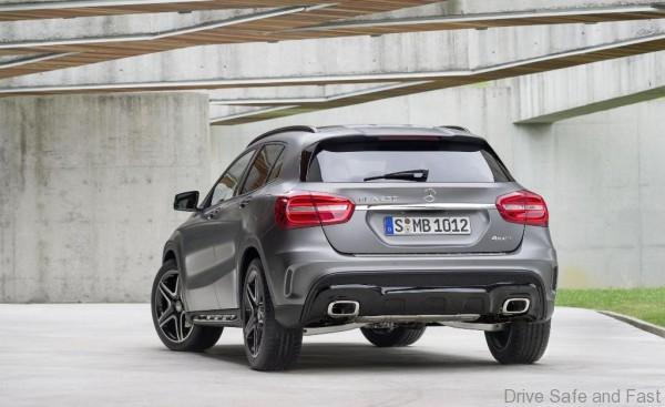 Mercedes-Benz-GLA-Class-3