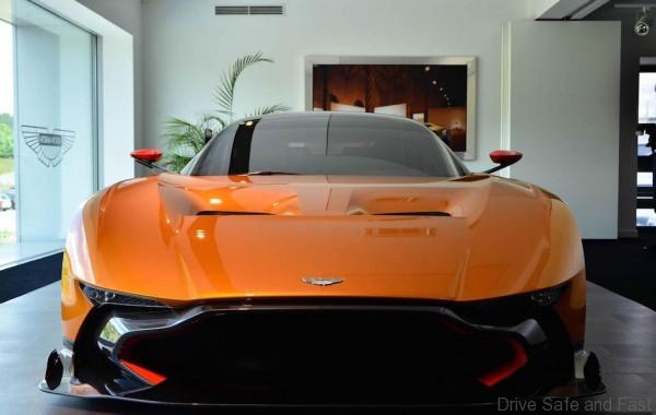 aston-martin-vulcan-4