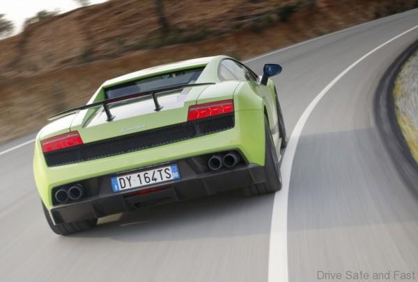 lamborghini_gallardo_lp_570-4_superleggera_2