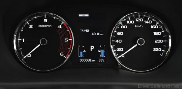 Mitsubishi Pajero Sport8