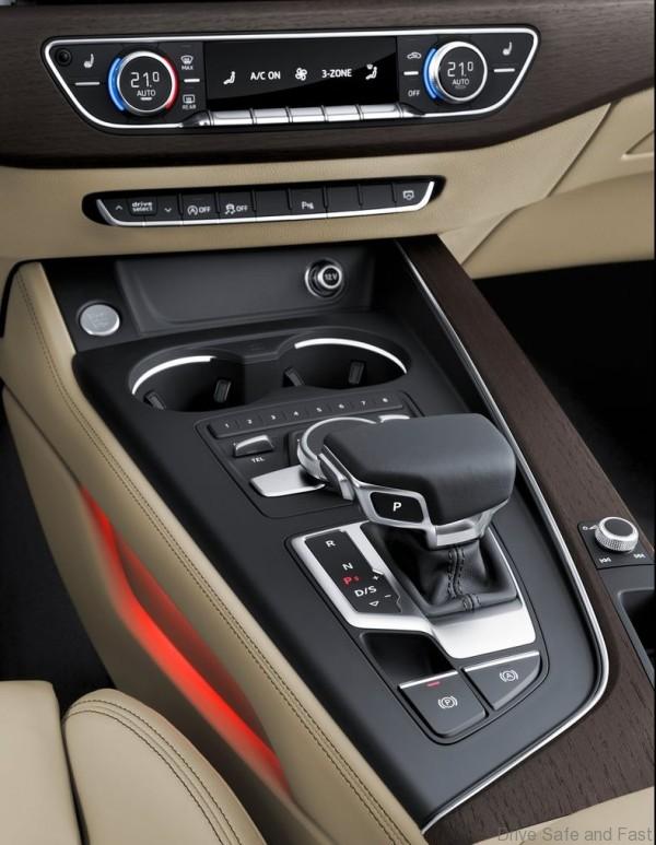 Audi-A4_2016_11